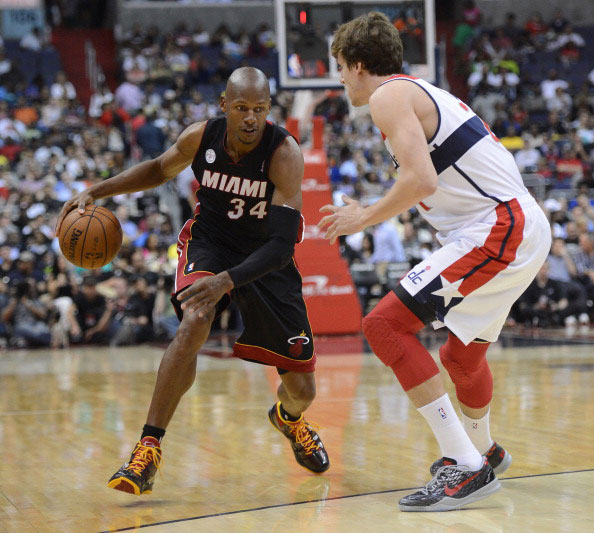 与此同时 与此同时